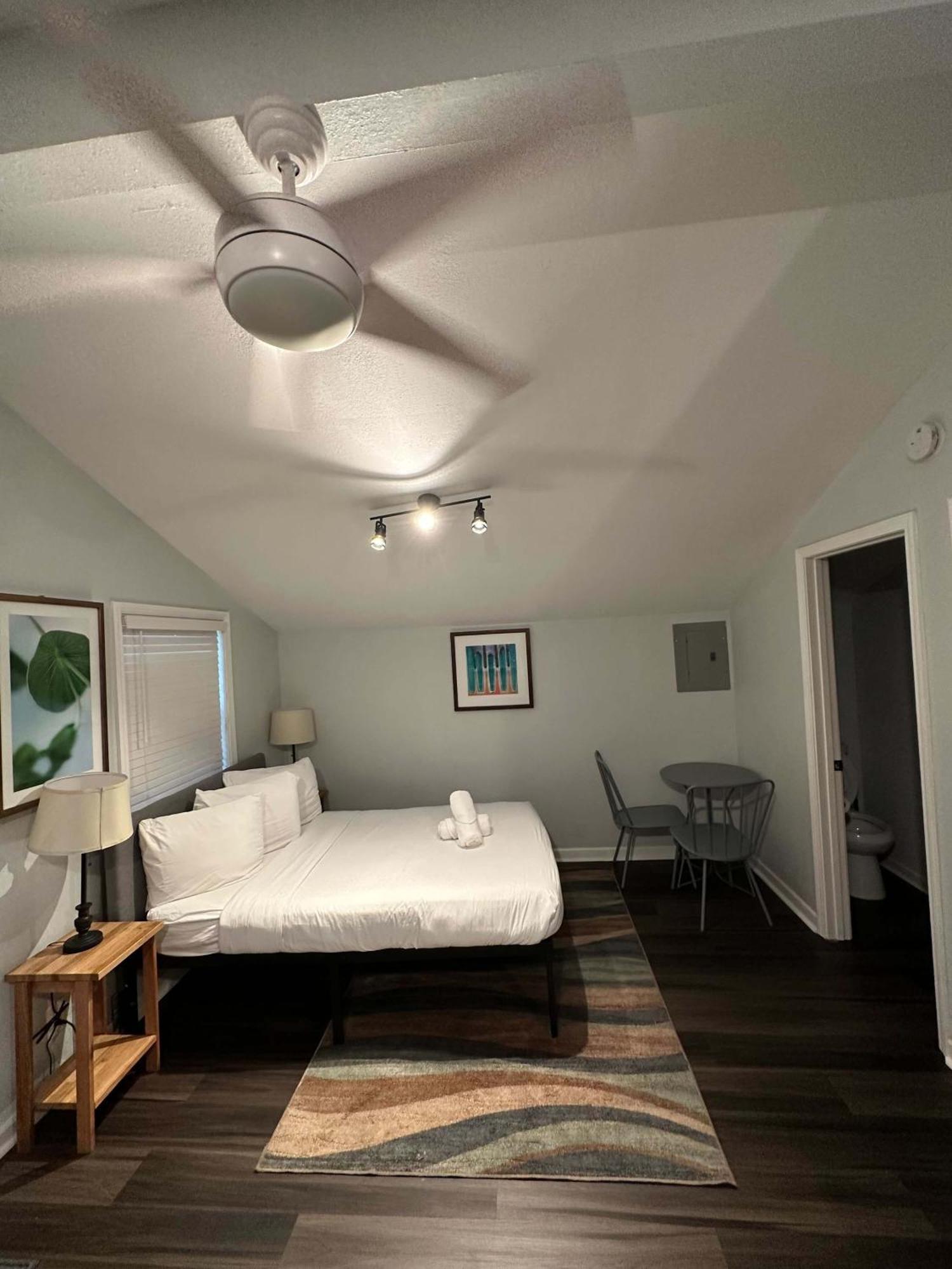 Pensacola Pearl - Studio Apartment - Pets Welcome Экстерьер фото